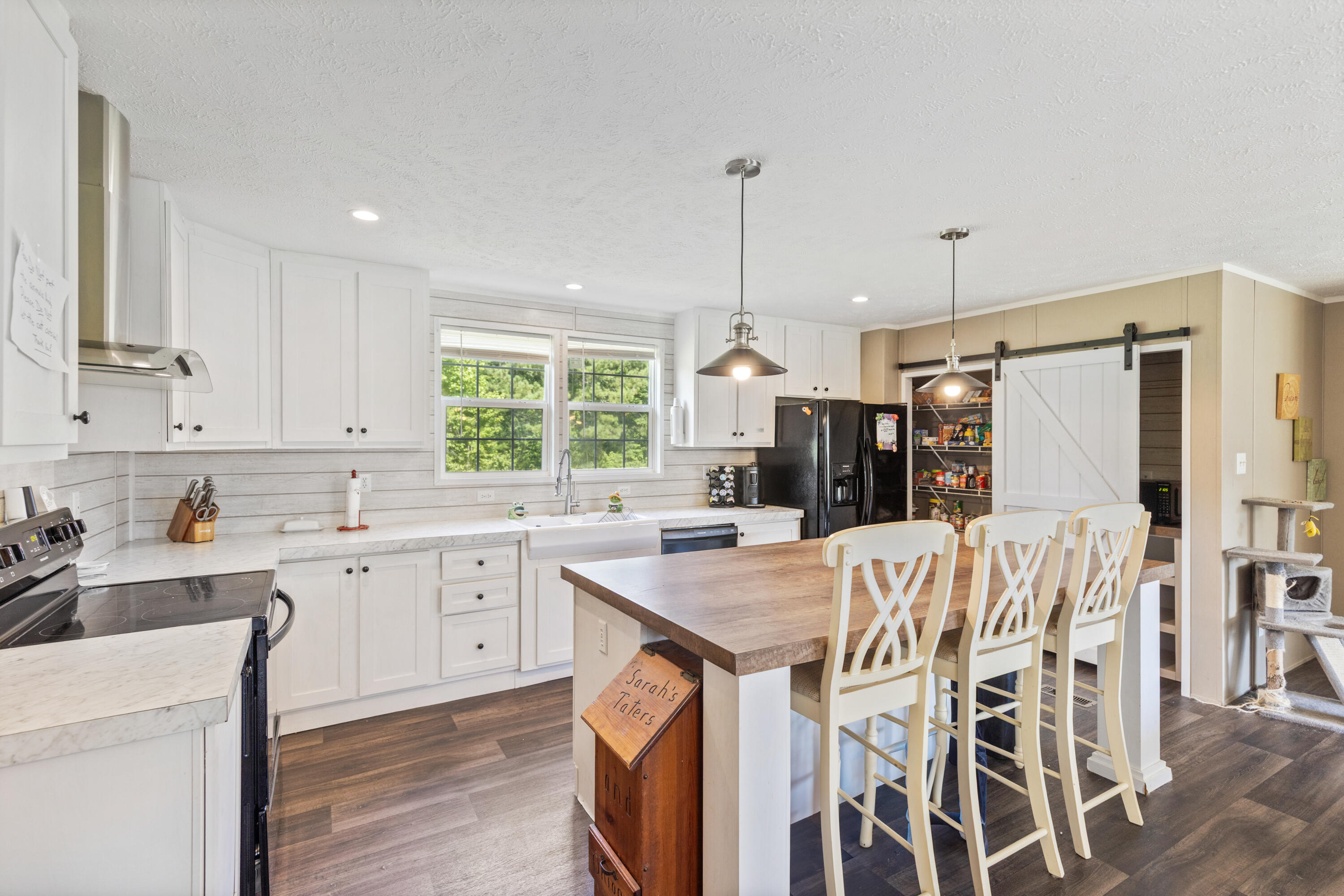3765 Mt Pleasant Road Northeast Dalton, GA 30721 - Photo 54 of 92 2nd Home: Kitchen