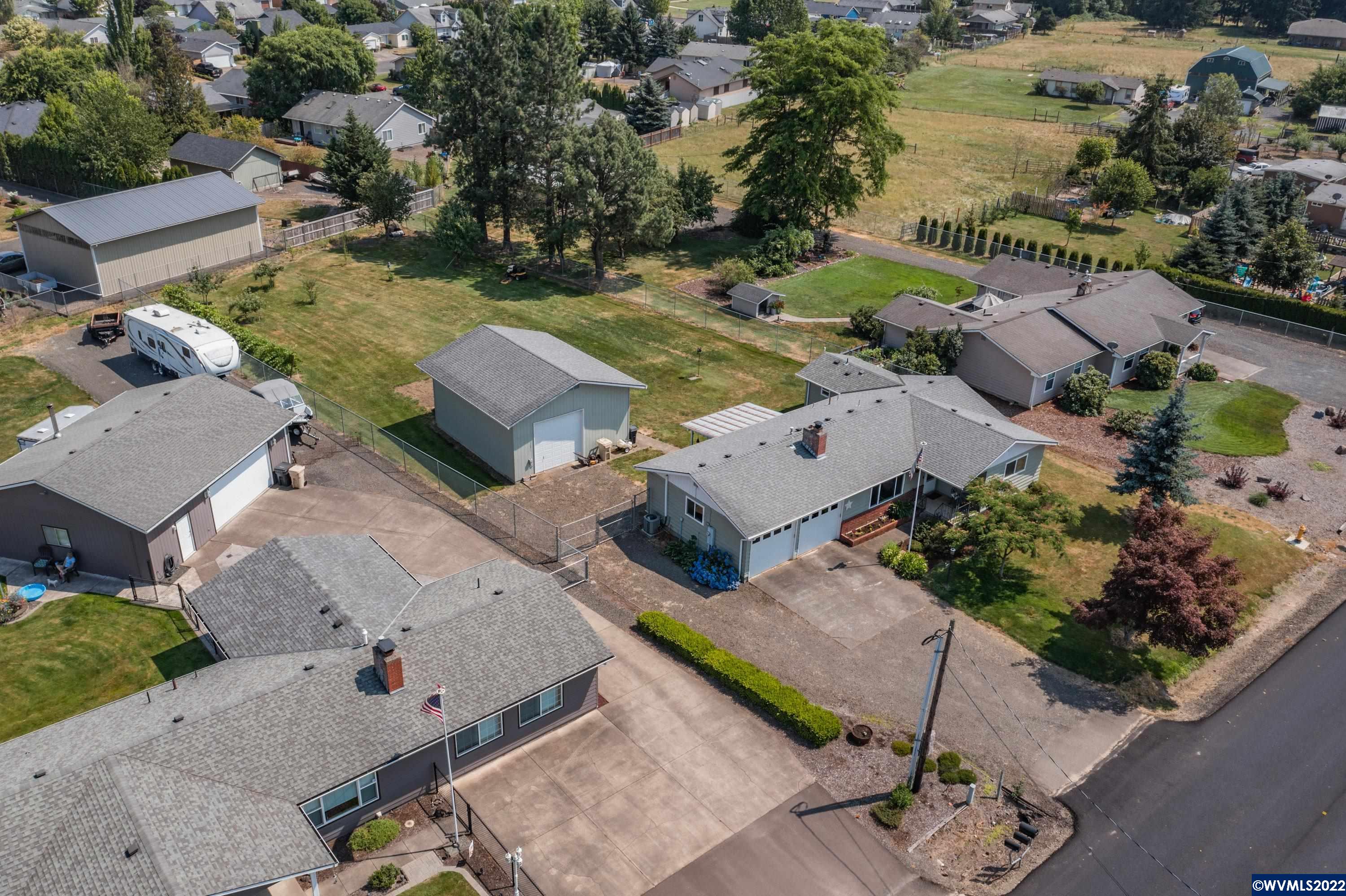 2697 Stoltz Hill Road Lebanon, OR 97355 - Photo 37 of 37 Gallery Image 37