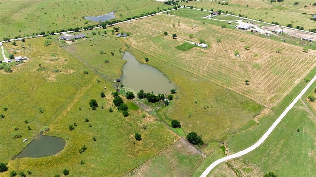 5559 County Road 4010 Decatur, TX 76234 - Photo 27 of 40