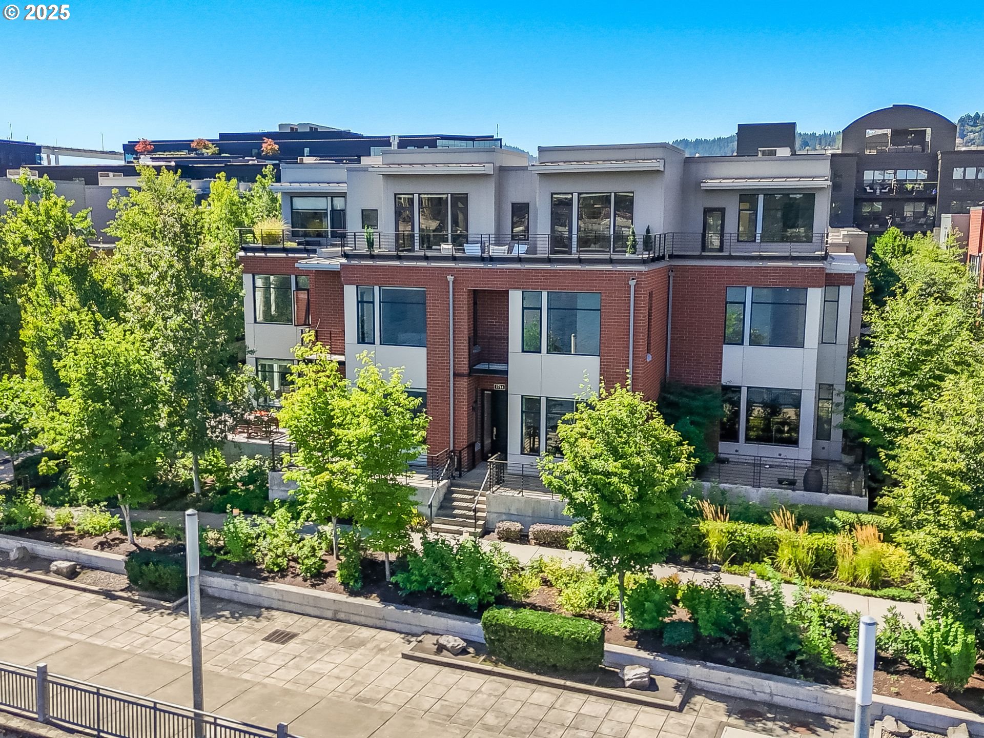 1714 Northwest Riverscape Street Portland, OR 97209 - Photo 1 of 20 Gallery Image 1