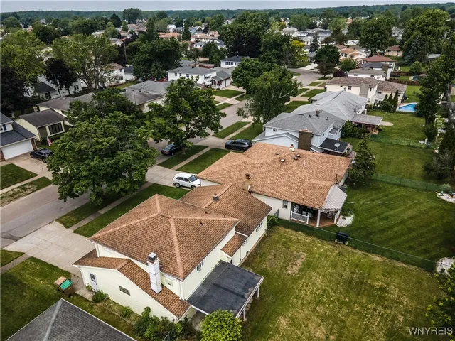 $290,000 | 130 Denise Drive, Cheektowaga, NY 14227