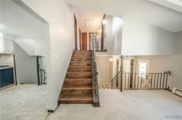 $290,000 | 130 Denise Drive, Cheektowaga, NY 14227