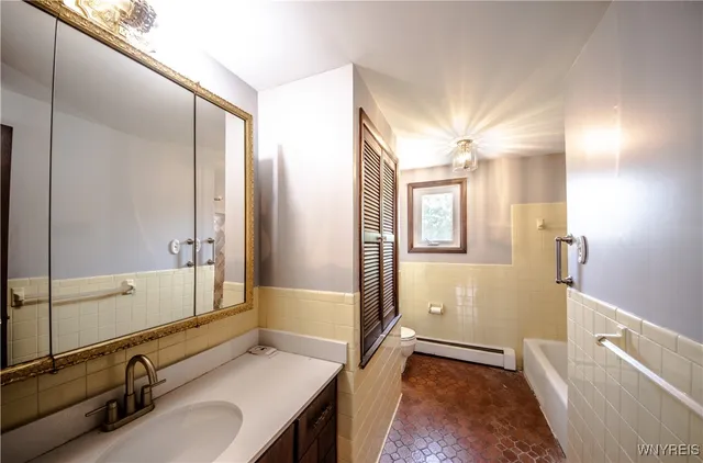 $290,000 | 130 Denise Drive, Cheektowaga, NY 14227