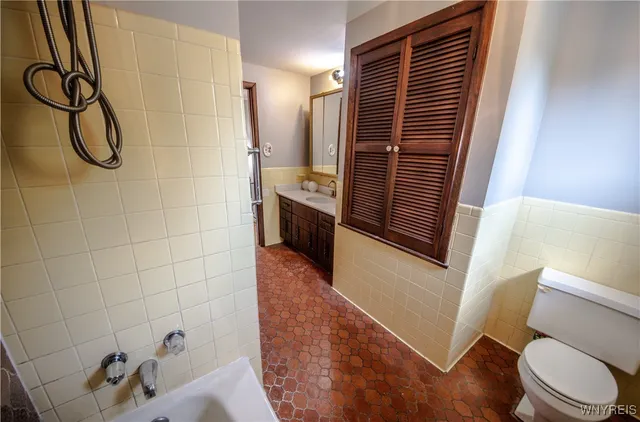 $290,000 | 130 Denise Drive, Cheektowaga, NY 14227