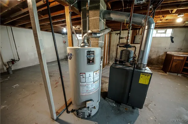 $290,000 | 130 Denise Drive, Cheektowaga, NY 14227