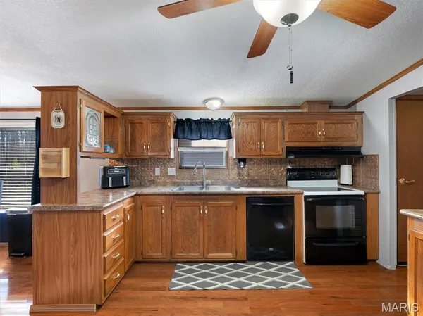 $198,900 | 177 Pinnacle Lake Road, New Florence, MO 63363