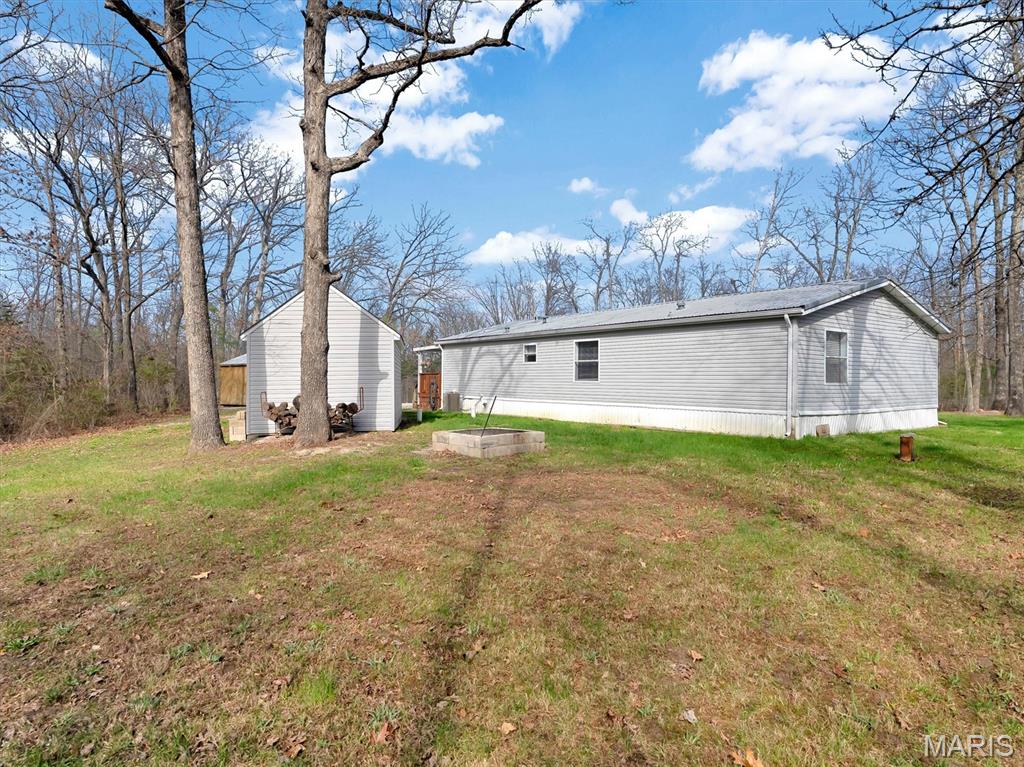 177 Pinnacle Lake Road New Florence, MO 63363 - Photo 4 of 34