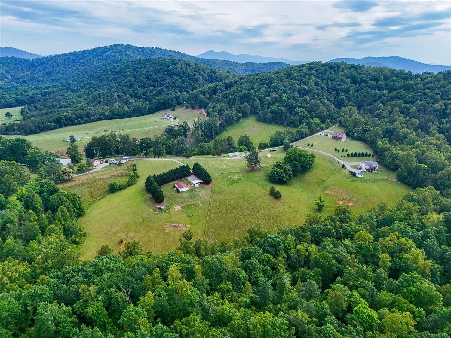 1107 Green Mountain Road Vinton, VA 24179 - Photo 38 of 41 37-1107 Green Mountain-37
