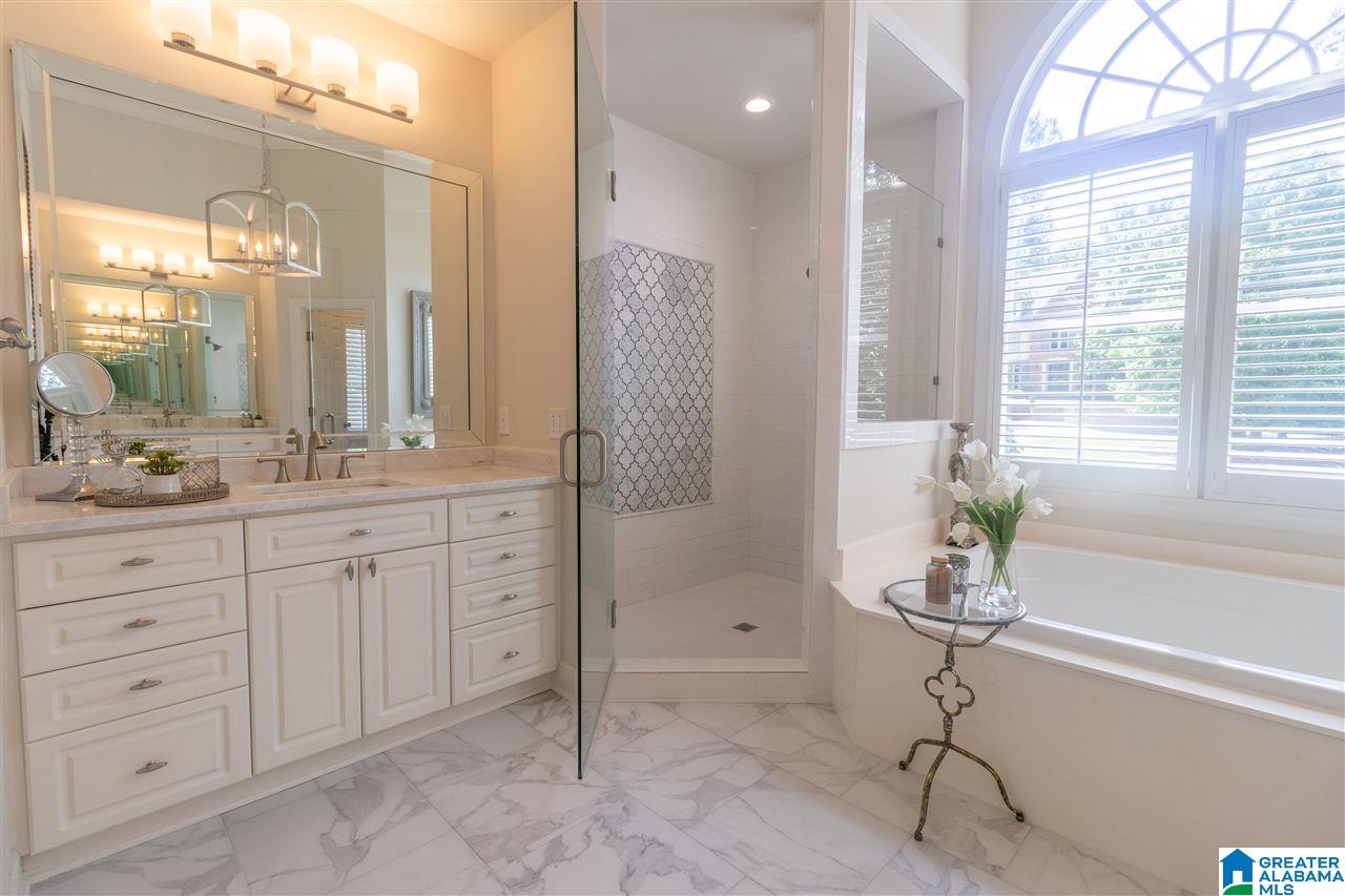 1052 Greymoor Road Birmingham, AL 35242 - Photo 16 of 35