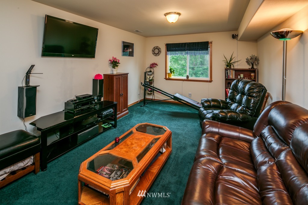 4158 Malachite Road Bellingham, WA 98226 - Photo 11 of 18 Gallery Image 11