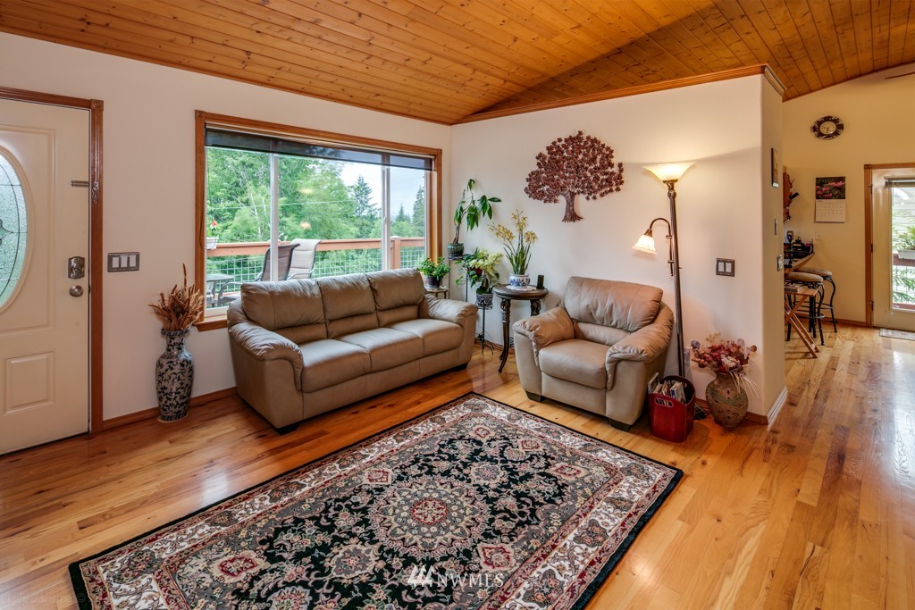 4158 Malachite Road Bellingham, WA 98226 - Photo 5 of 18 Gallery Image 5