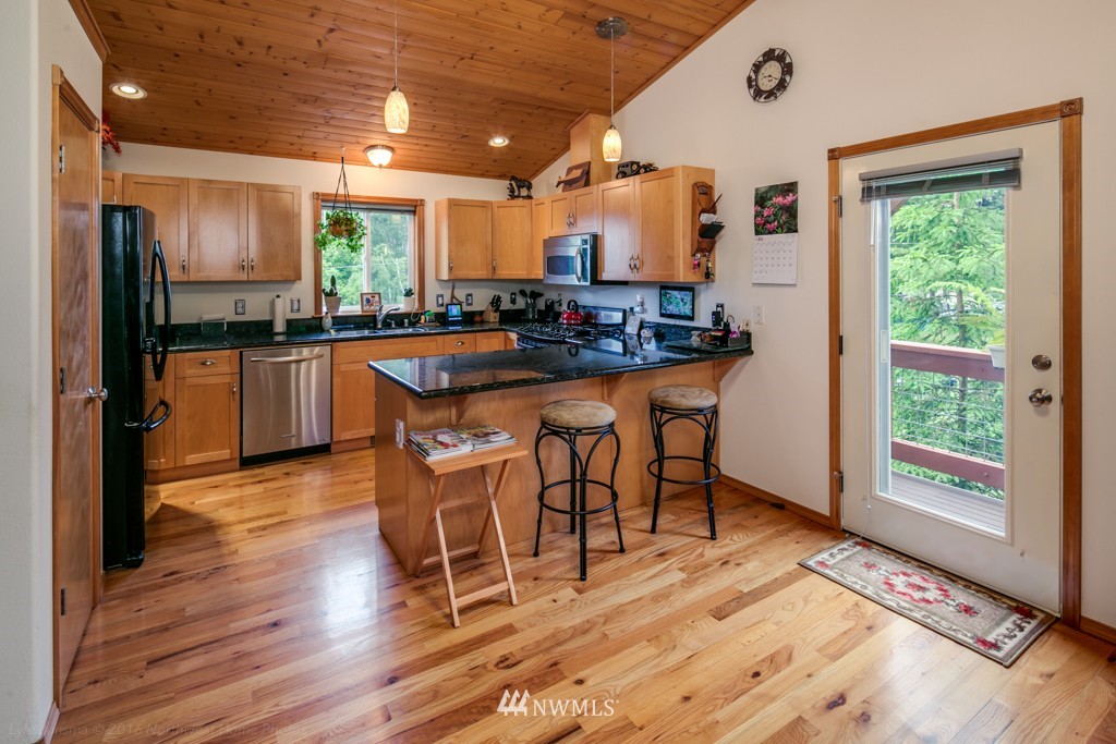 4158 Malachite Road Bellingham, WA 98226 - Photo 6 of 18 Gallery Image 6