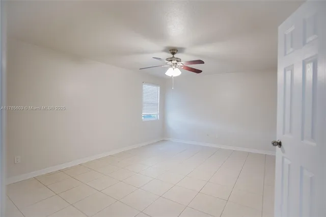 $317,500 | 332 Southwest Voltair Terrace, Port St. Lucie, FL 34984