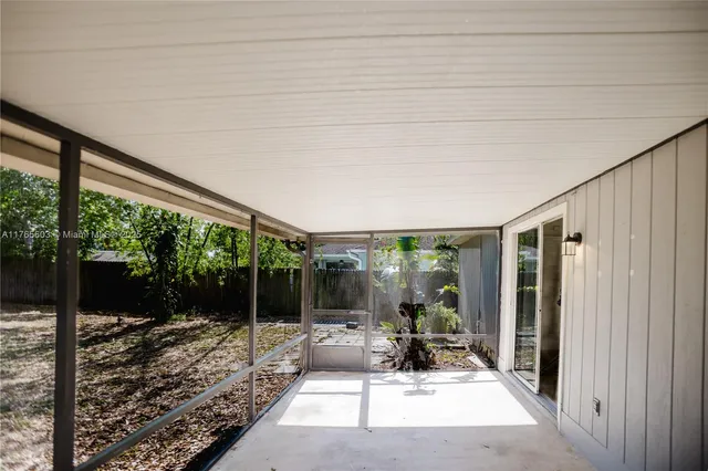 $317,500 | 332 Southwest Voltair Terrace, Port St. Lucie, FL 34984