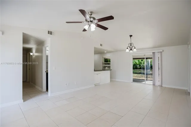 $317,500 | 332 Southwest Voltair Terrace, Port St. Lucie, FL 34984