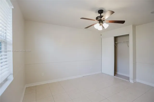 $317,500 | 332 Southwest Voltair Terrace, Port St. Lucie, FL 34984