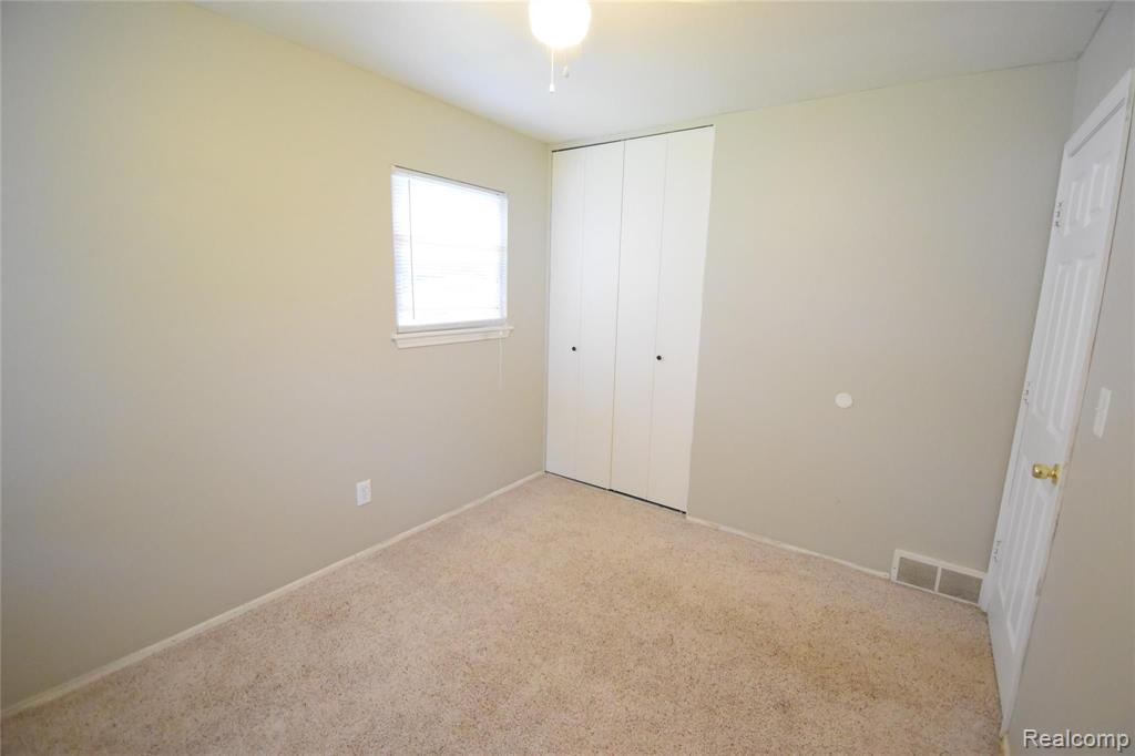 228 Spring Street Vernon, MI 48476 - Photo 17 of 21