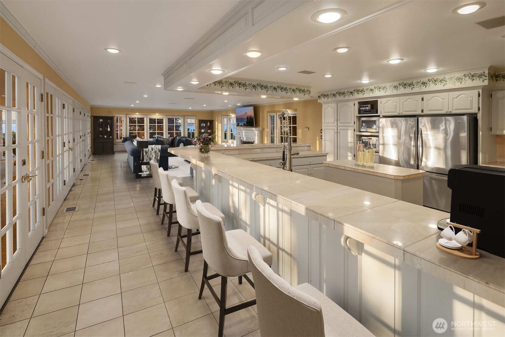 3727 Shore Avenue Everett, WA 98203 - Photo 21 of 40 a view of a kitchen with furniture and a window