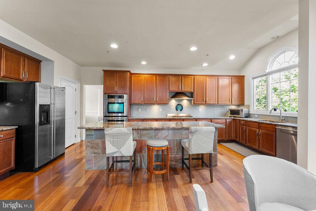 12632 Bright Spring Way Boyds, MD 20841 - Photo 8 of 42 stainless steel appliances
