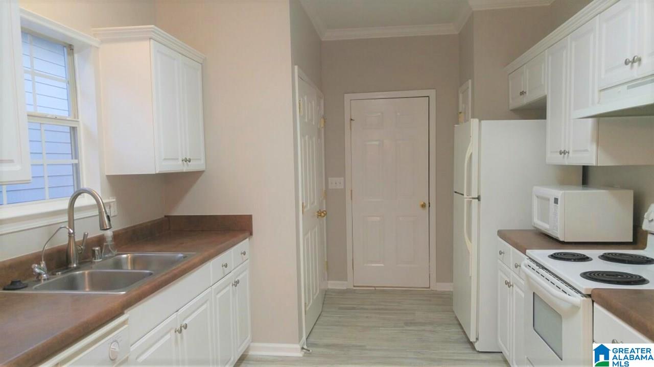 952 Savannah Lane Calera, AL 35040 - Photo 5 of 17