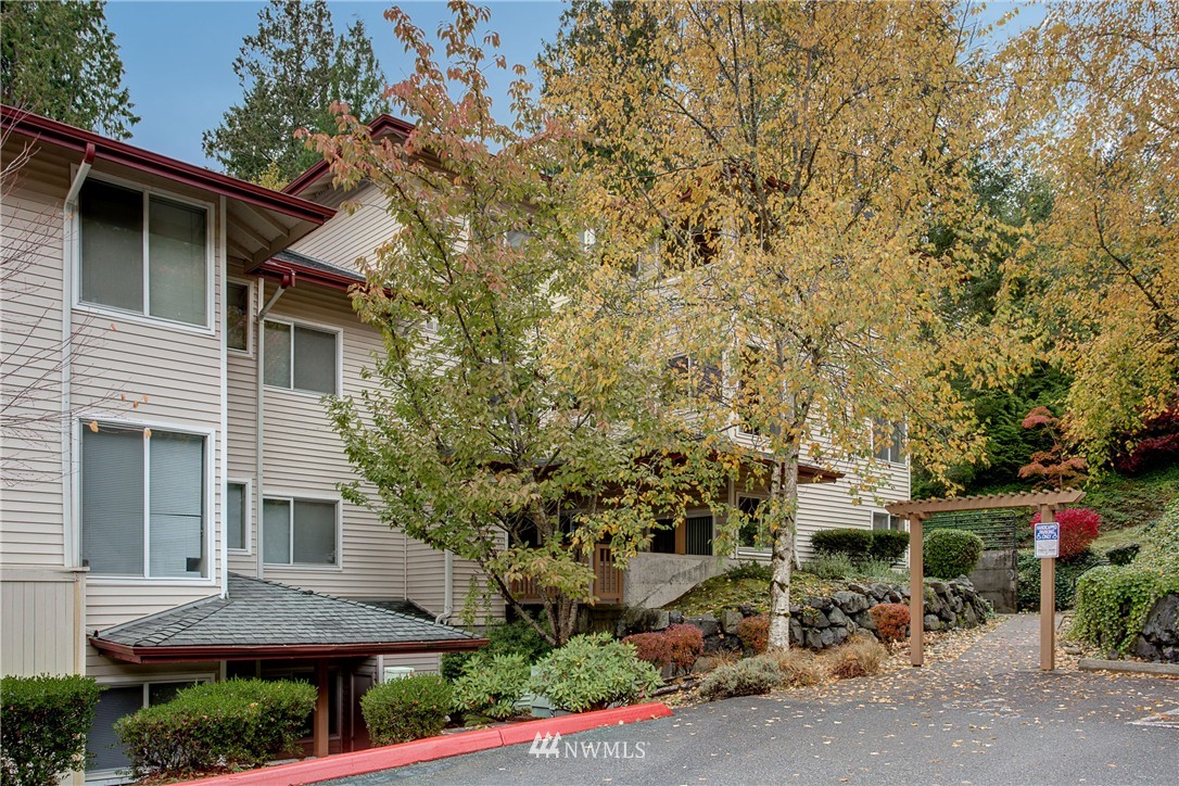 3926 243rd Place Southeast, Unit H103 Bothell, WA 98021 - Photo 2 of 20