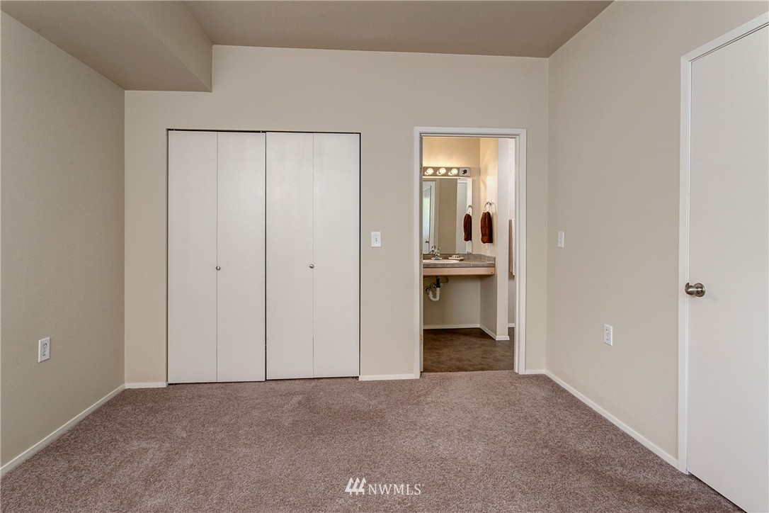3926 243rd Place Southeast, Unit H103 Bothell, WA 98021 - Photo 17 of 20
