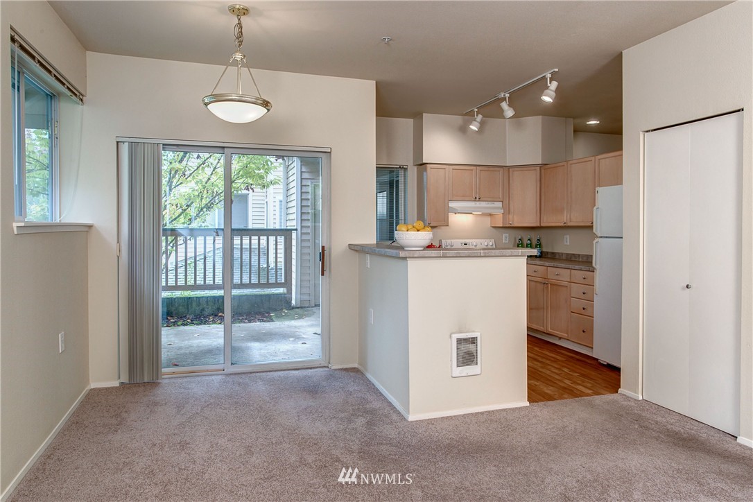 3926 243rd Place Southeast, Unit H103 Bothell, WA 98021 - Photo 9 of 20