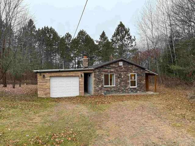 $149,900 | 6170 Sherrie Lane, Gillett, WI 54124