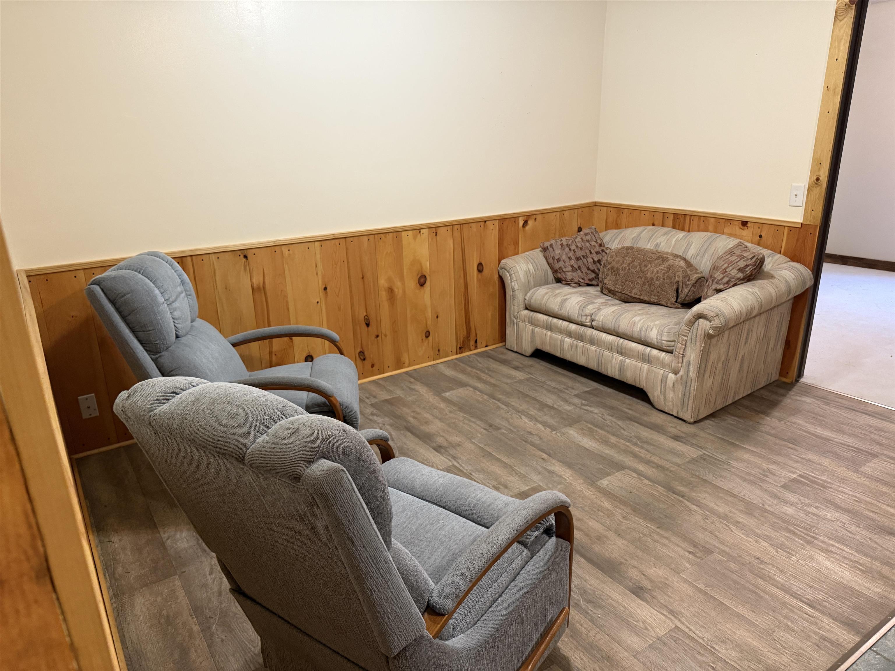 6170 Sherrie Lane Gillett, WI 54124 - Photo 4 of 22