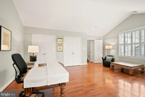 $990,000 | 18402 Lanier Island Square, Leesburg, VA 20176