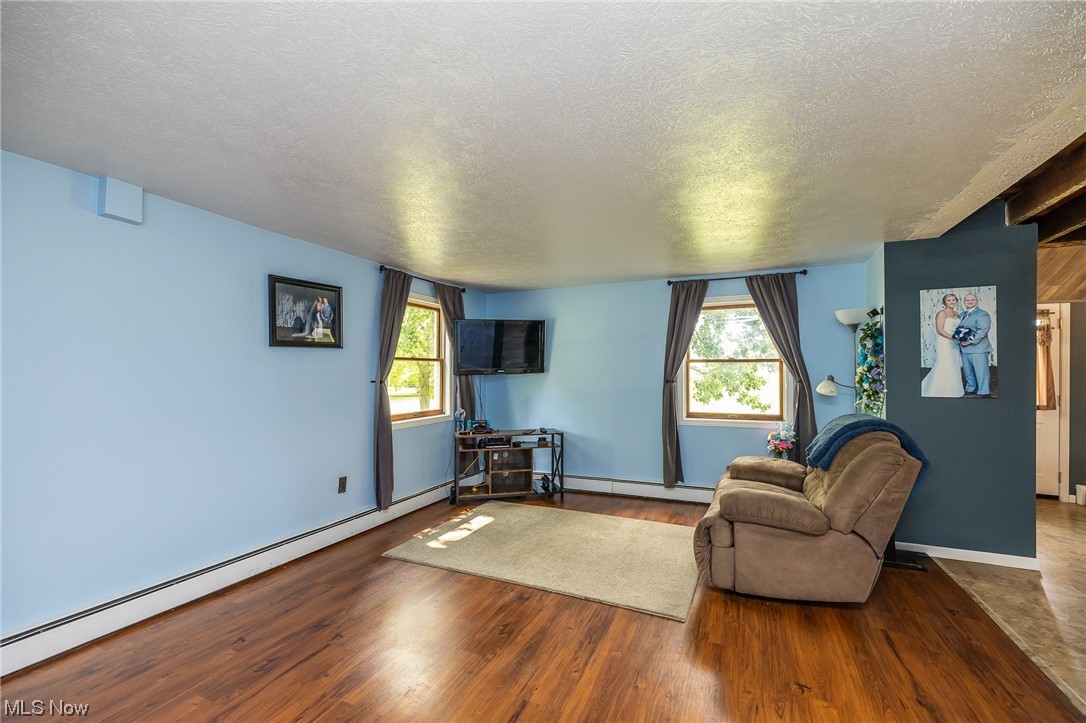 2187 Barclay Messerly Road Southington, OH 44470 - Photo 9 of 35
