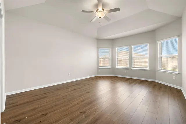 $2,650 | 106 Stellers Swoop, Cedar Creek, TX 78612