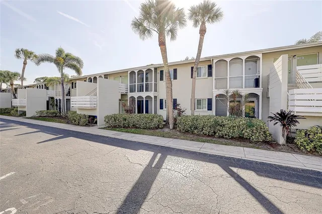 $160,000 | 2304 Ringling Boulevard, Unit 217, Sarasota, FL 34237