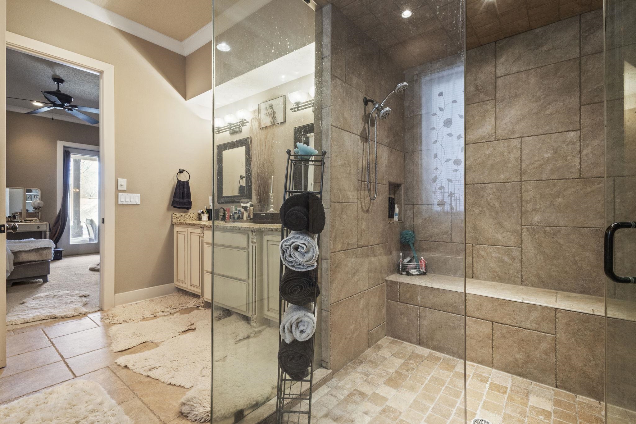 23880 Tybee Circle Daphne, AL 36526 - Photo 23 of 52 Bathroom