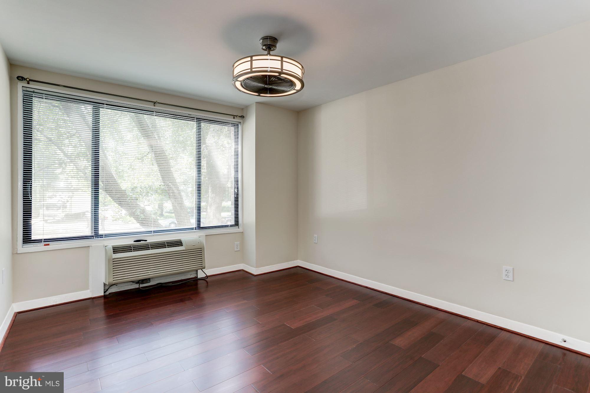 2501 Calvert Street Northwest, Unit 110 Washington, DC 20008 - Photo 17 of 28 Bedroom with Fan