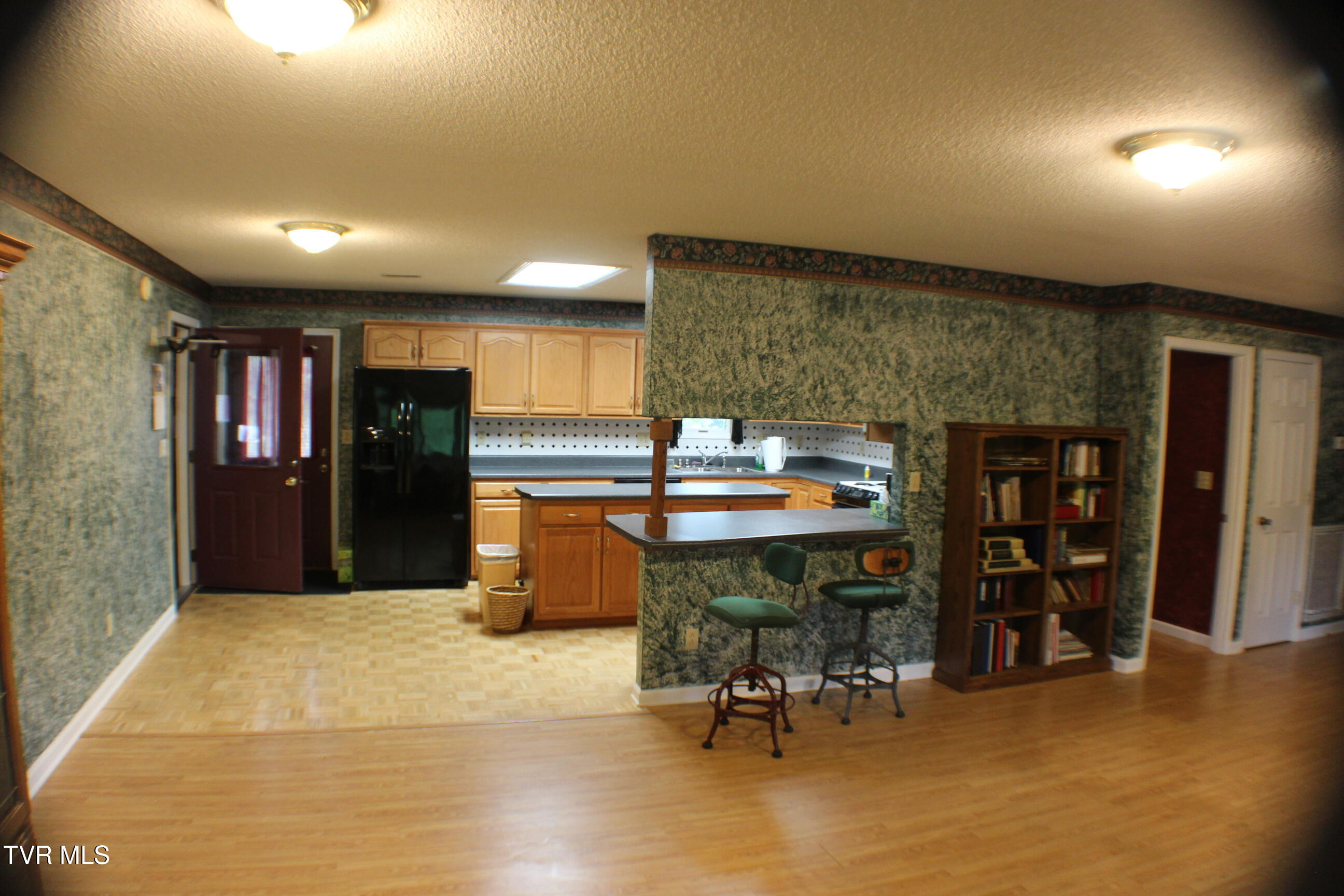 805 New Beason Well Road Kingsport, TN 37660 - Photo 10 of 48 IMG_0072
