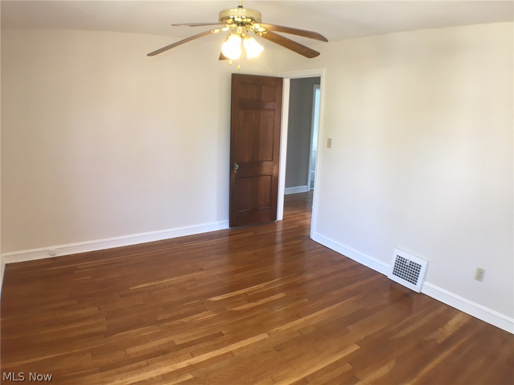 3618 Cedarbrook Road Cleveland, OH 44118 - Photo 24 of 34
