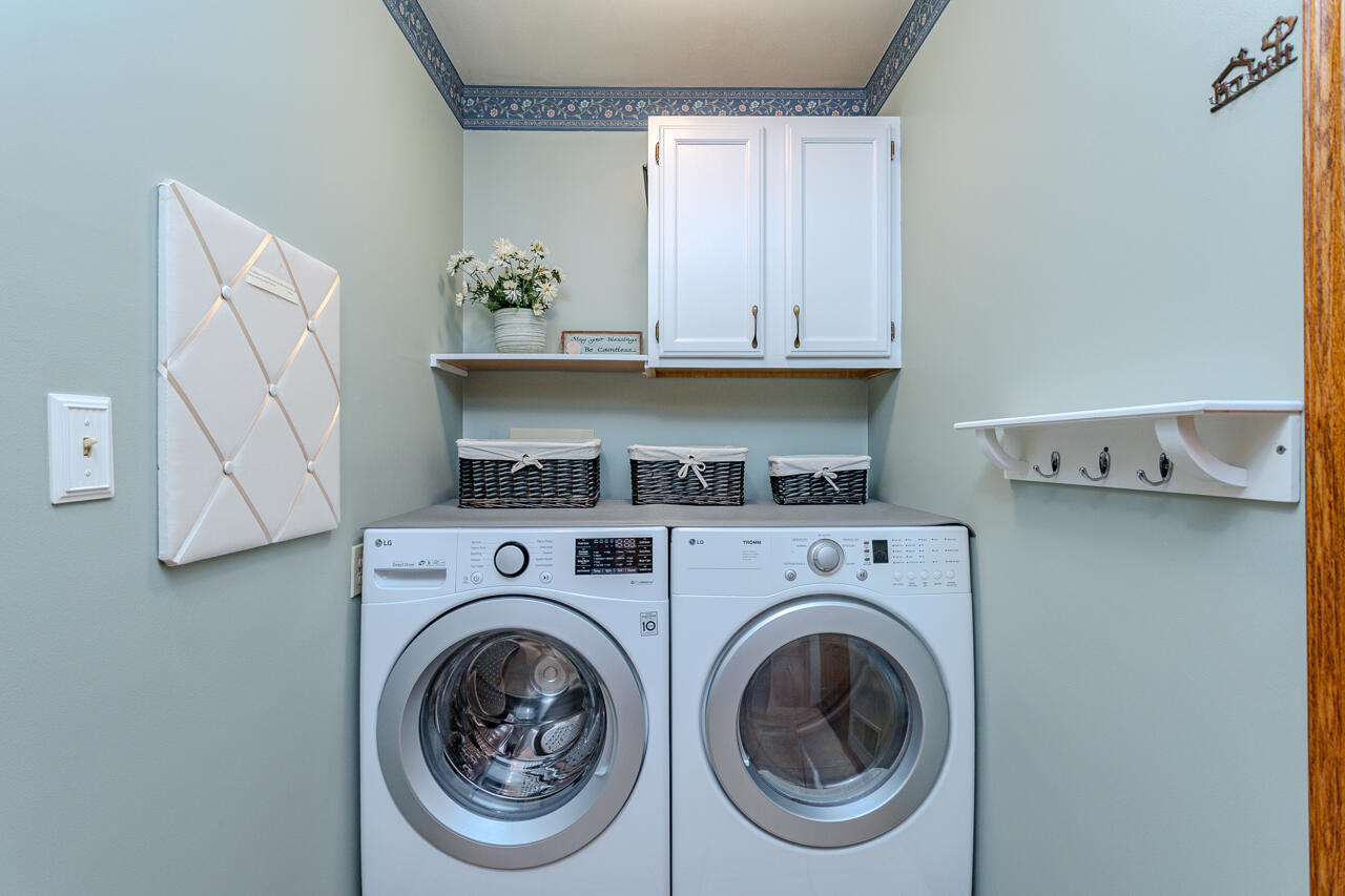 2140 Shadow View Circle Plover, WI 54467 - Photo 26 of 48 939A6208