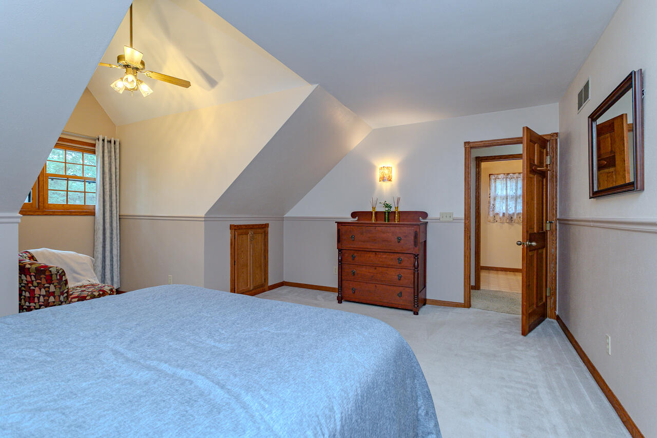 2140 Shadow View Circle Plover, WI 54467 - Photo 34 of 48 939A6247