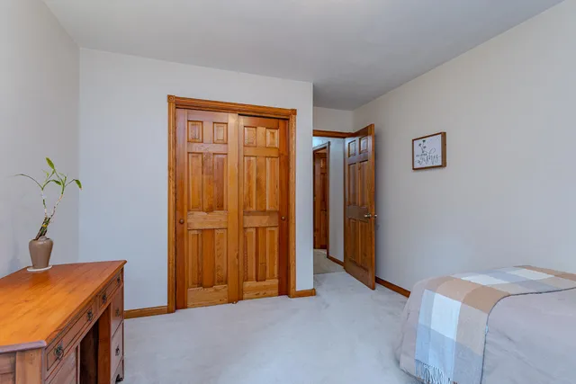 $530,000 | 2140 Shadow View Circle, Plover, WI 54467