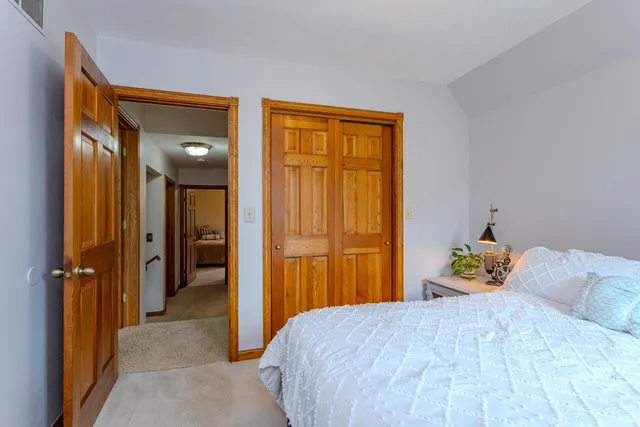 $530,000 | 2140 Shadow View Circle, Plover, WI 54467