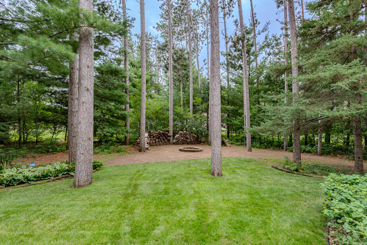 2140 Shadow View Circle Plover, WI 54467 - Photo 7 of 48 939A6099