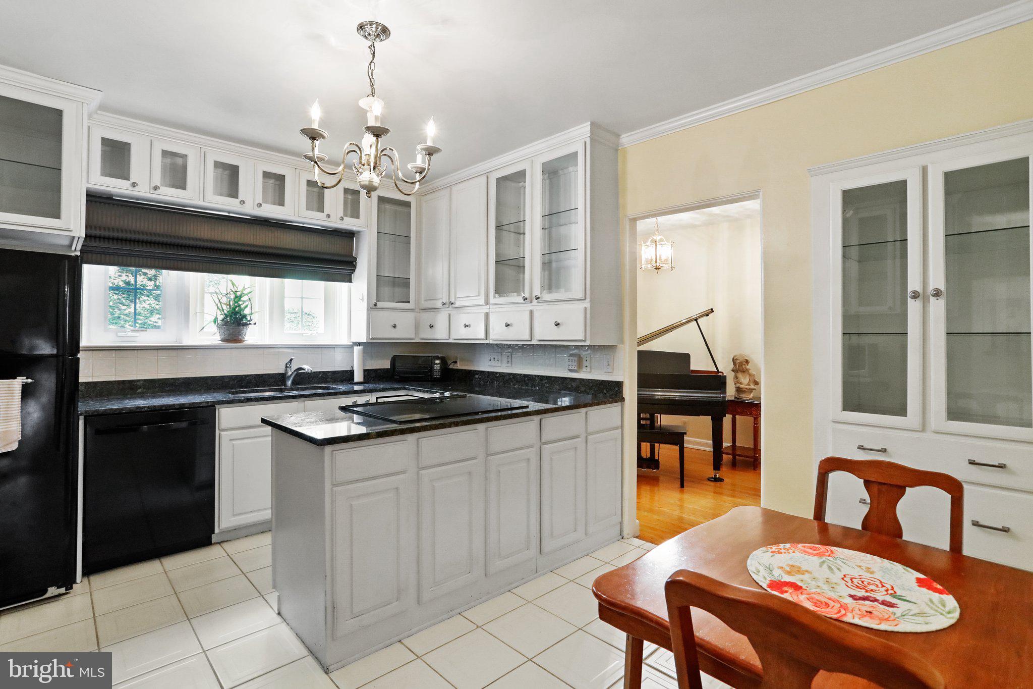 815 Windsor Road Cumberland, MD 21502 - Photo 16 of 46