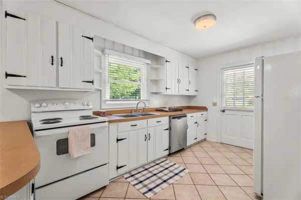 $305,000 | 213 Old Westfield Road, Pilot Mountain, NC 27041