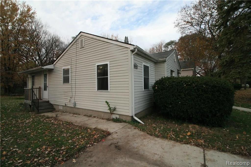 8895 Inkster Road Livonia, MI 48150 - Photo 2 of 22