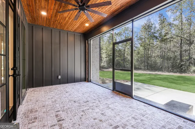 $950,000 | 112 Wakefield Drive, Guyton, GA 31312