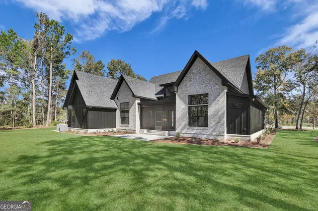 $950,000 | 112 Wakefield Drive, Guyton, GA 31312