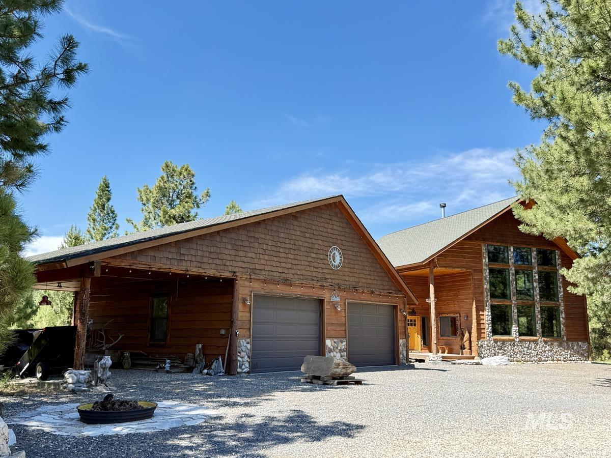 515 Cabarton Road Cascade, ID 83611 - Photo 39 of 42 Fine Craftsmanship