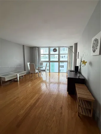 $2,995 | 1228 West Avenue, Unit 1506, Miami Beach, FL 33139