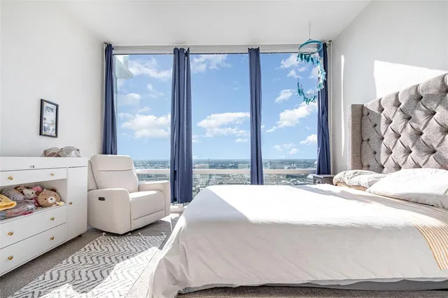 $2,600 | 150 East Robinson Street, Unit 2510, Orlando, FL 32801